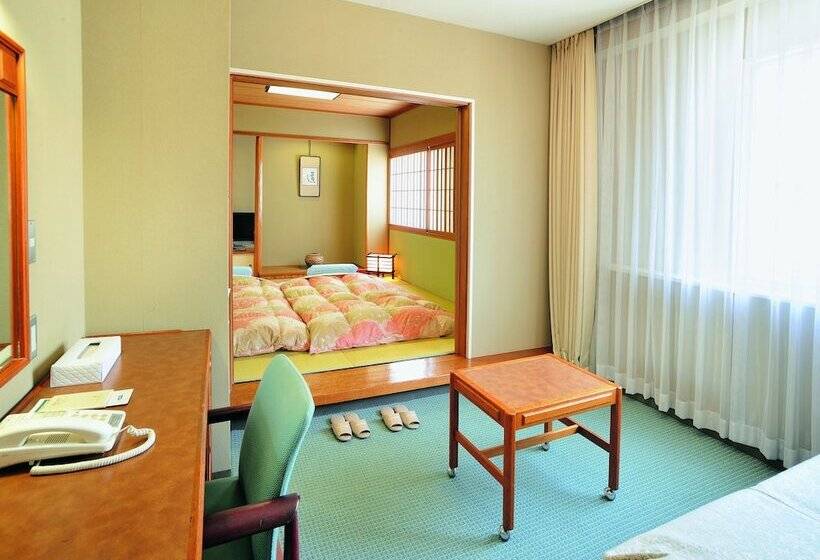 غرفة قياسية, Bandai Silver