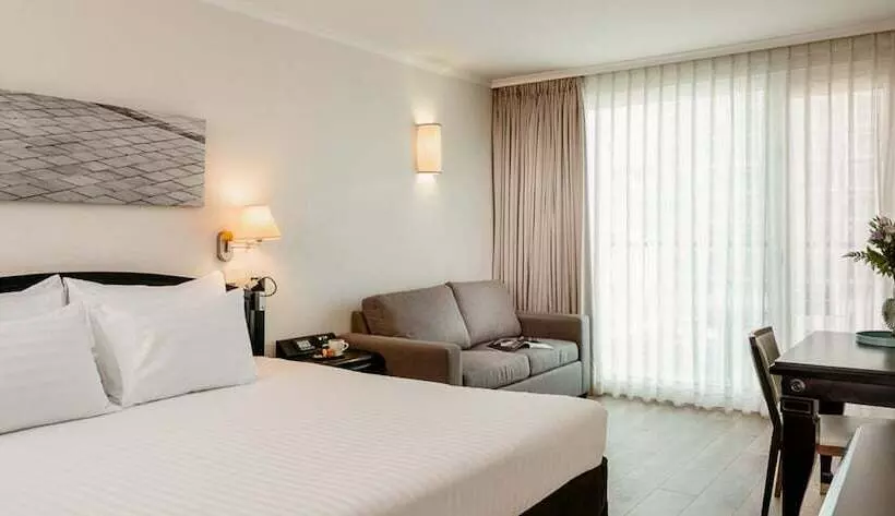 スタンダードルーム, Crowne Plaza Tel Aviv Beach, An Ihg