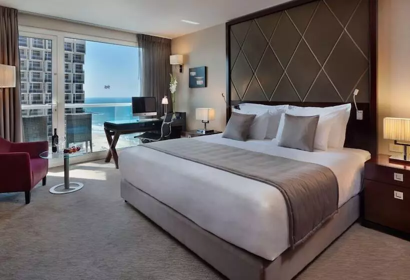 プレジデントスイートルーム, Crowne Plaza Tel Aviv Beach, An Ihg