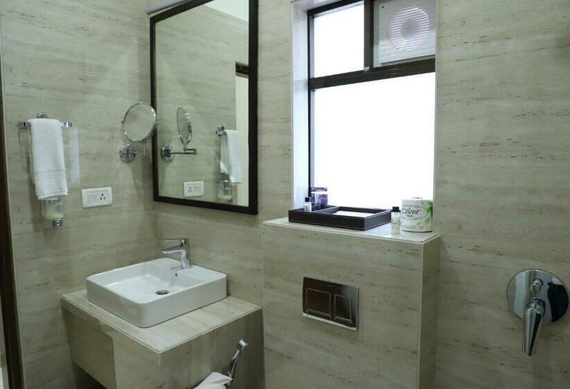 غرفة قياسية, Grand Heritage Narmada Jacksons