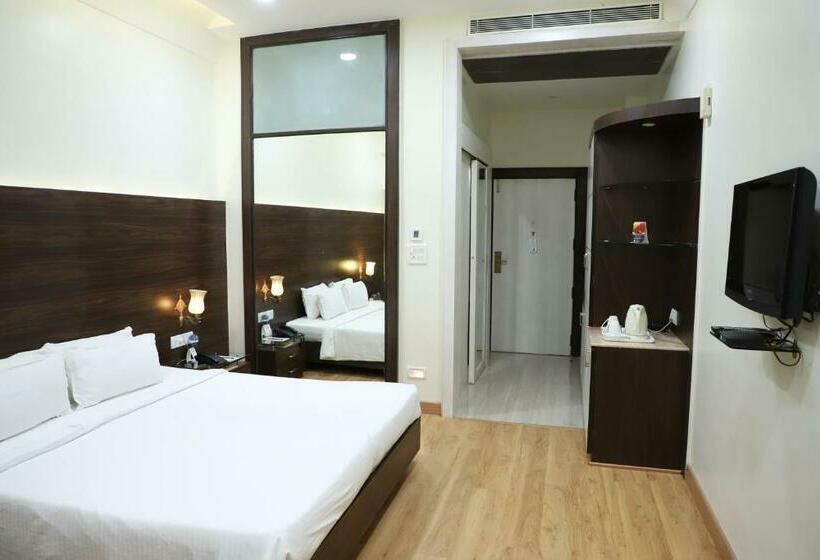 غرفة قياسية, Grand Heritage Narmada Jacksons