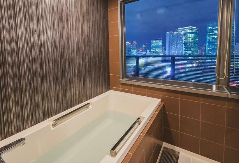 スタンダードルーム, Harmonie Embrassee