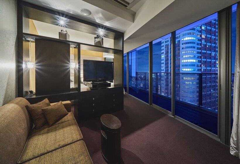 デラックスルーム, Harmonie Embrassee