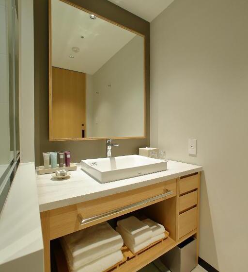 디럭스 룸 킹사이즈 침대, Miyako Hotel Hakata