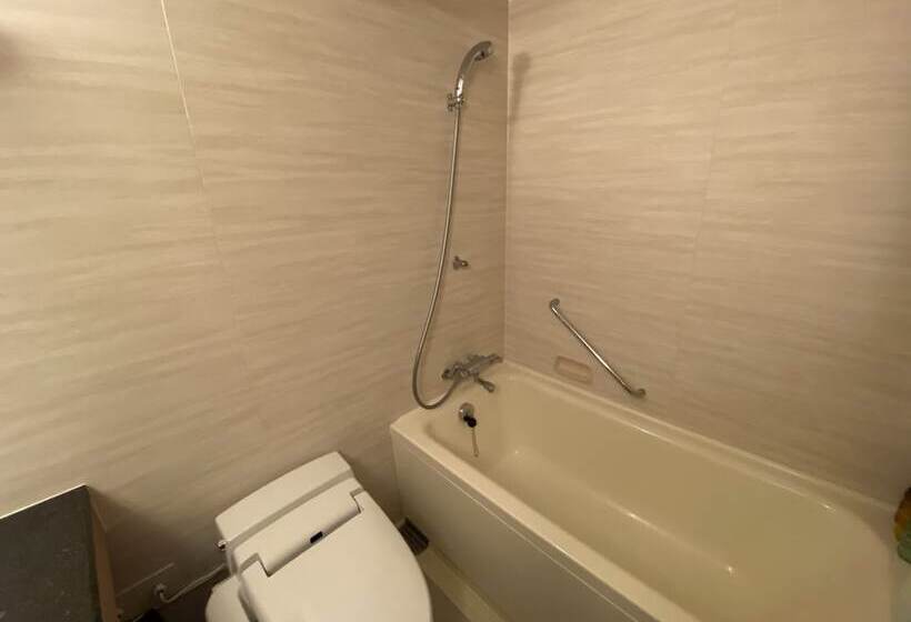 غرفة قياسية فردية, Nagoya Tokyu