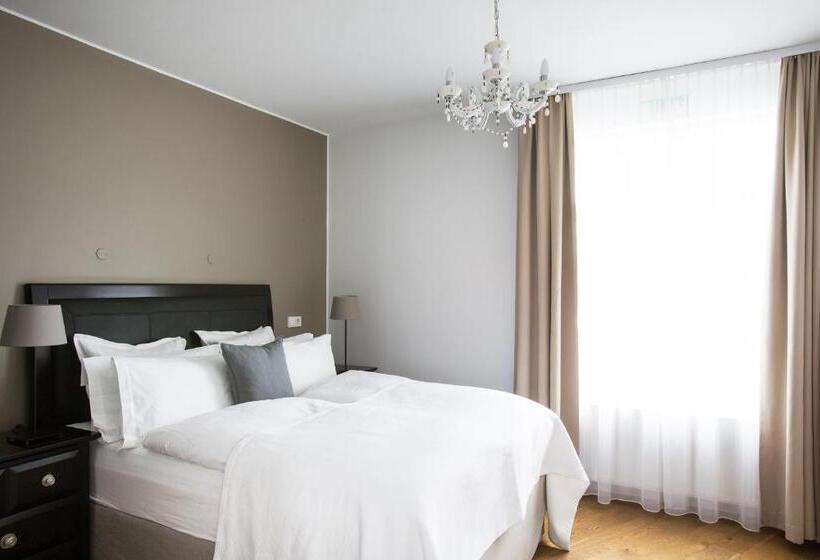 آپارتمان سوپریور 2 خوابه, Odinsve