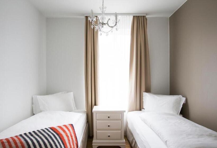 آپارتمان سوپریور 2 خوابه, Odinsve