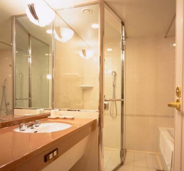 اتاق سوپریور با چشمانداز رودخانه, Okura Kyoto