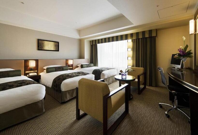 اتاق خانوادگی, Okura Kyoto