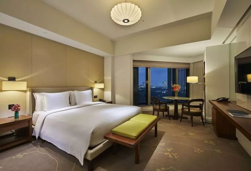キングサイズベッドのデラックスルーム, Palace Hotel Tokyo