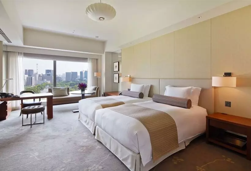 バルコニー付きデラックスルーム, Palace Hotel Tokyo