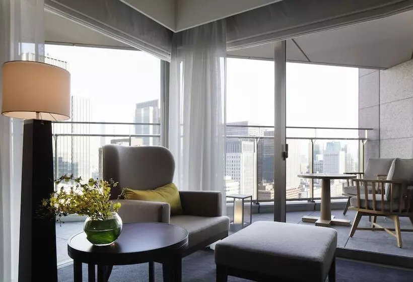 Suite with Terrace, Palace Hotel Tokyo