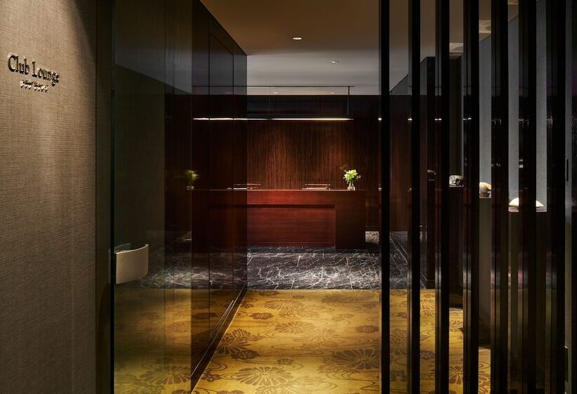 Номер Клуб Кровать Кинг, Palace Hotel Tokyo