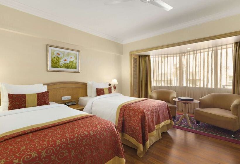 اتاق لوکس, Ramada Plaza By Wyndham Palm Grove