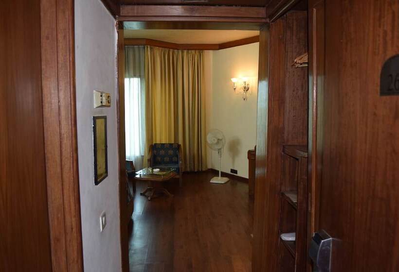 اتاق لوکس, Samrat New Delhi
