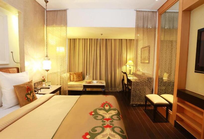 Номер Стандарт, The Ashok, New Delhi