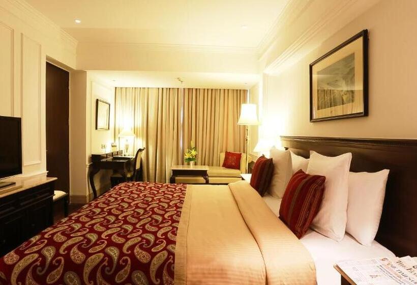Номер Executive, The Ashok, New Delhi