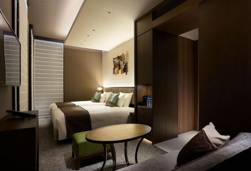 Номер Superior, The Celestine Ginza