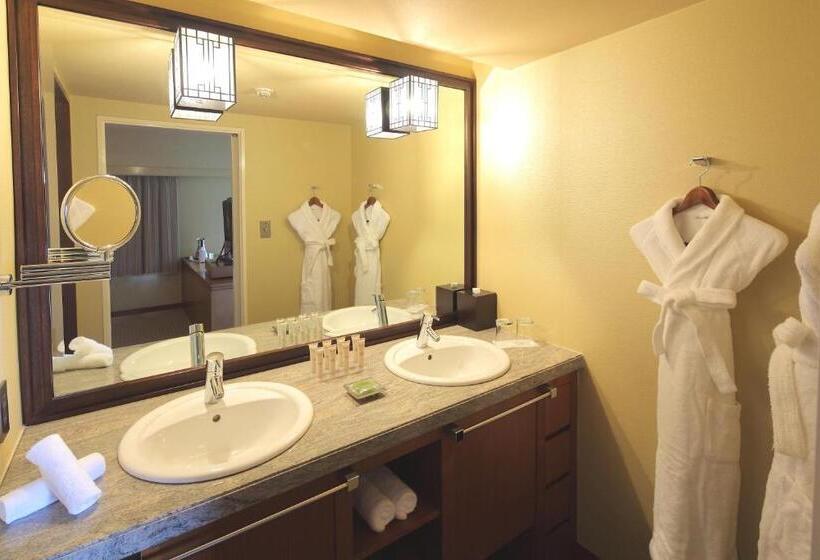 디럭스 룸, The Luigans Spa And Resort