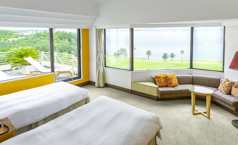 스탠다드 발코니 룸, The Luigans Spa And Resort