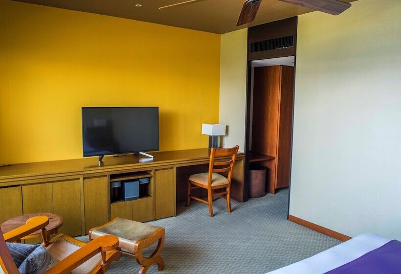 디럭스 룸, The Luigans Spa And Resort