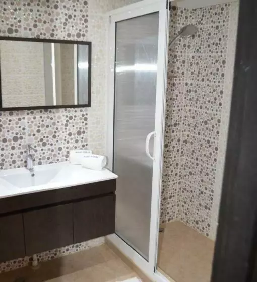 آپارتمان 2 خوابه با چشم‌انداز دریا, Anezi Tower Hotel & Anezi Apartments