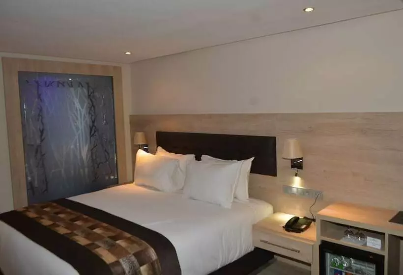اتاق پرمیوم, Anezi Tower Hotel & Anezi Apartments