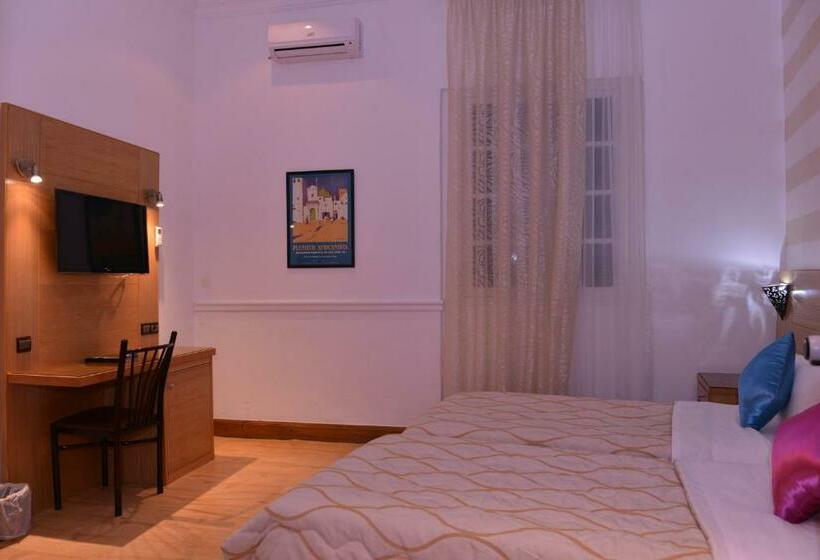 חדר סטנדרט יחיד, Continental