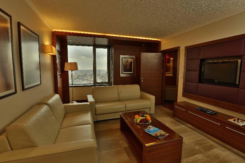 سوییت سوپریور, Crowne Plaza Amman, An Ihg