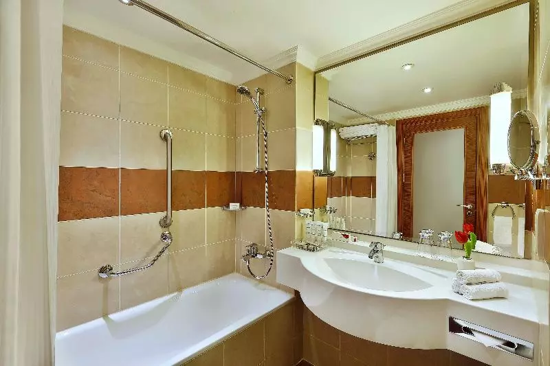Superior-sviitti, Crowne Plaza Amman, An Ihg