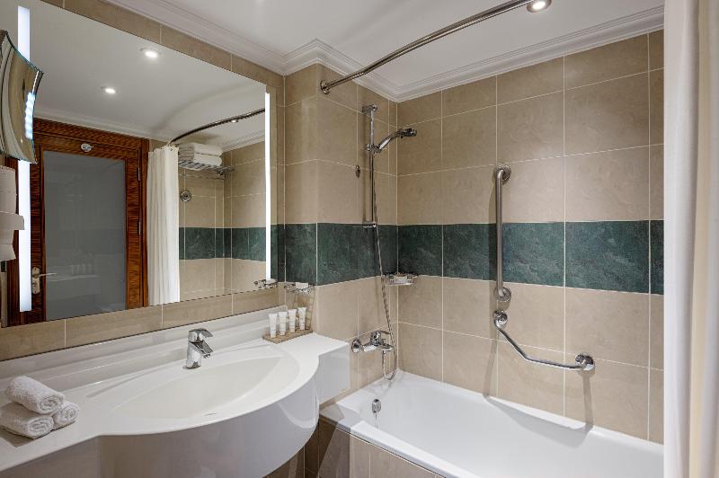 اتاق کلاب, Crowne Plaza Amman, An Ihg