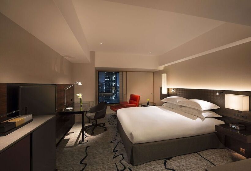 חדר אקזקיוטיב, Hilton Tokyo