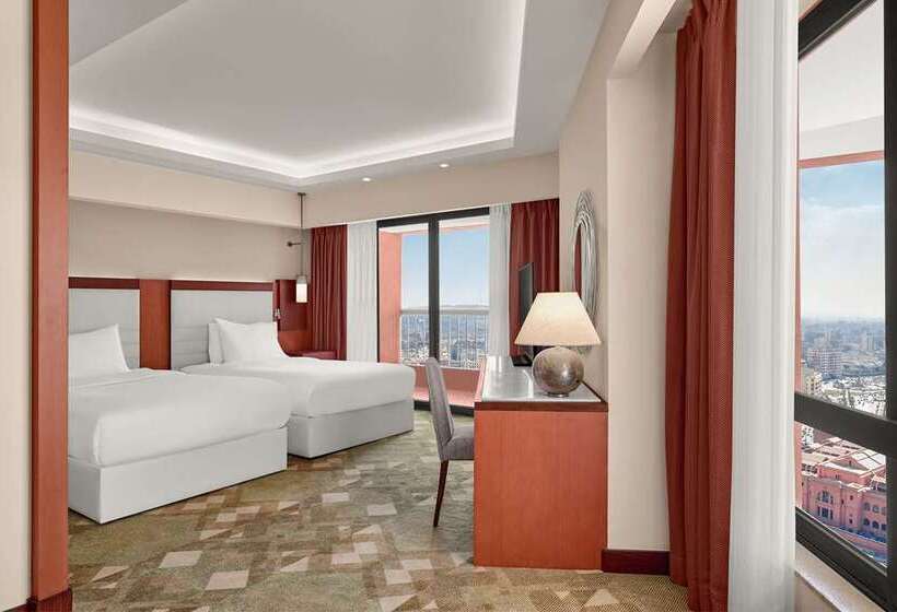 סוויטת ג'וניור אקזקיוטיב, Hilton Tokyo