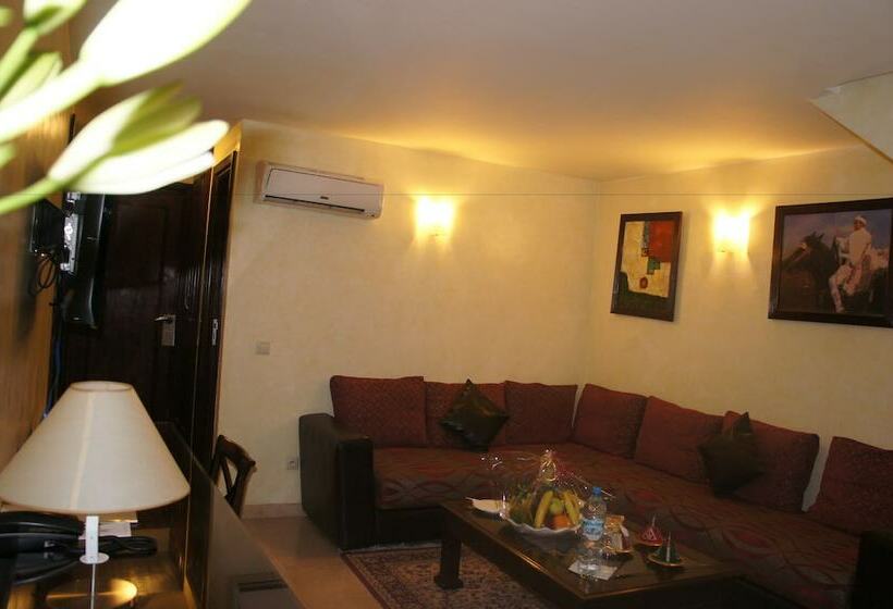 بانگلوی استاندارد, Kennedy Hospitality Resort