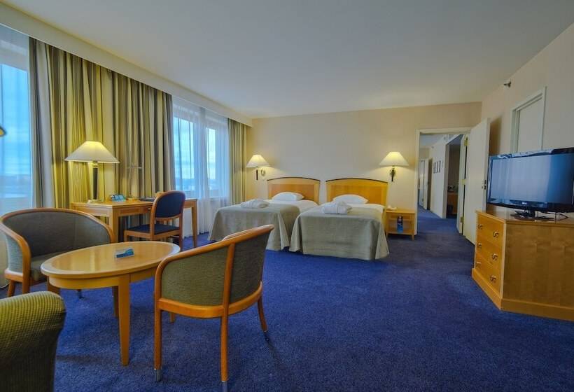 اتاق استاندارد تودرتو, Radisson Blu Hotel & Spa, Daugava Riga