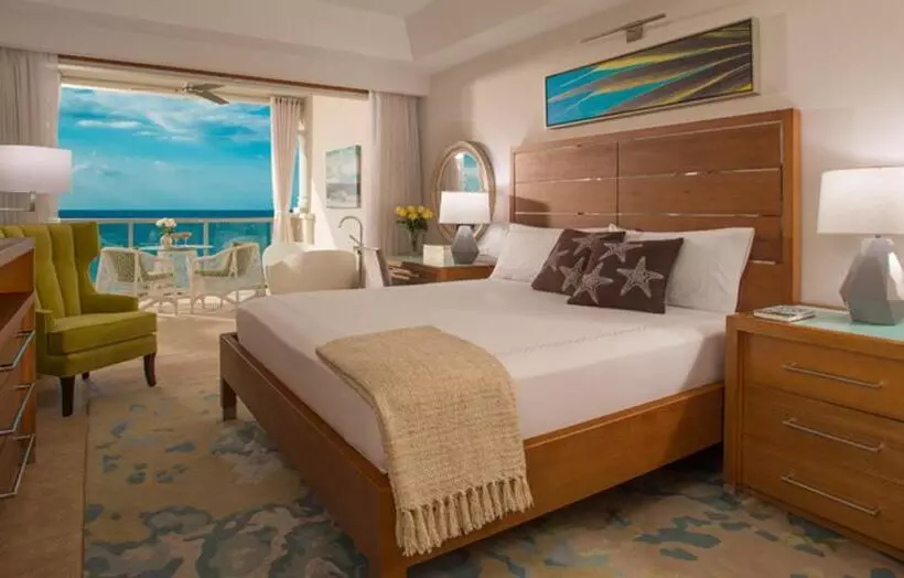 デラックスジュニアスイート, Sandals Montego Bay   All Inclusive Couples Only
