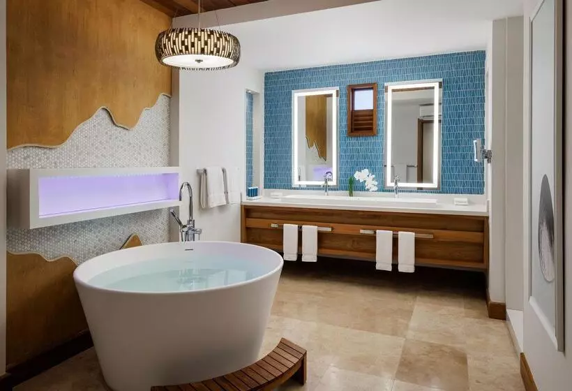 オーシャンビュースイート, Sandals Montego Bay   All Inclusive Couples Only