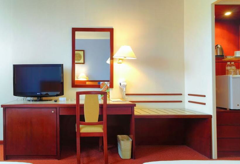 חדר דלוקס נוף לעיר, Shangri La Kota Kinabalu