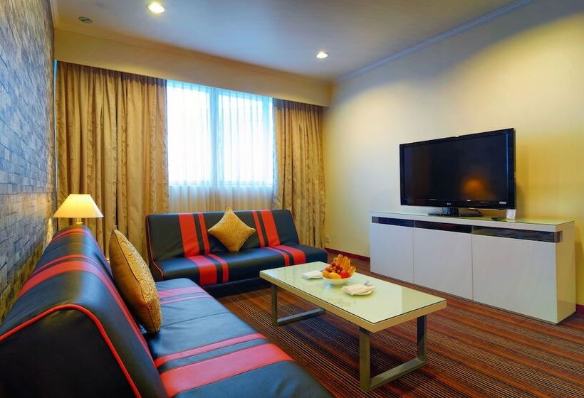 סוויטה, Shangri La Kota Kinabalu