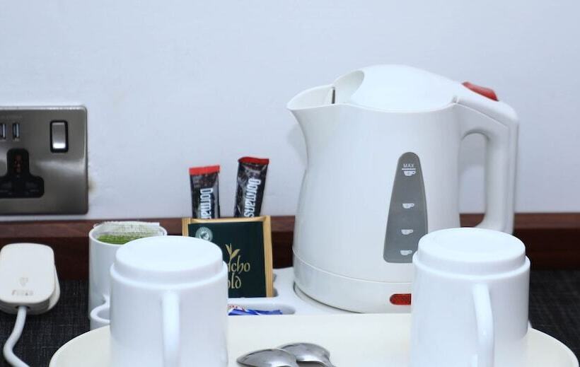 غرفة قياسية, Travellers Beach Hotel & Club