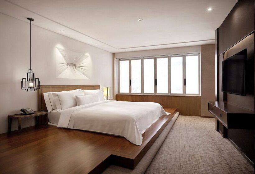 Люкс Клуб, Westin Josun Seoul