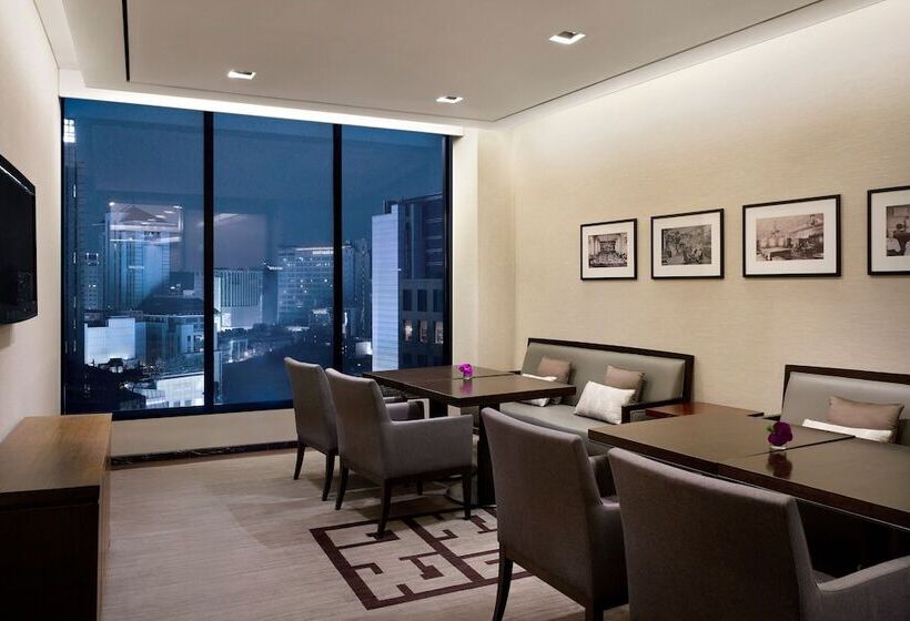 Люкс Real 2 Спальни, Westin Josun Seoul
