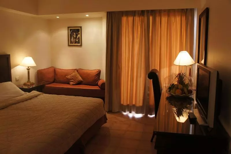 اتاق استاندارد, Kennedy Hospitality Resort