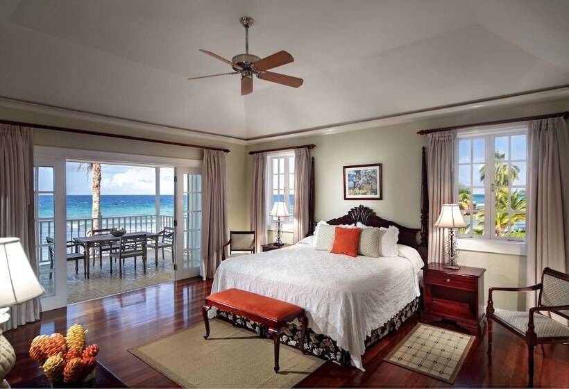 سوییت پرستیژ, Half Moon