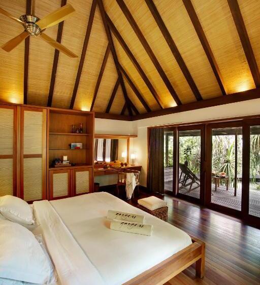 ویلای 1 خوابه, Gangehi Island Resort & Spa