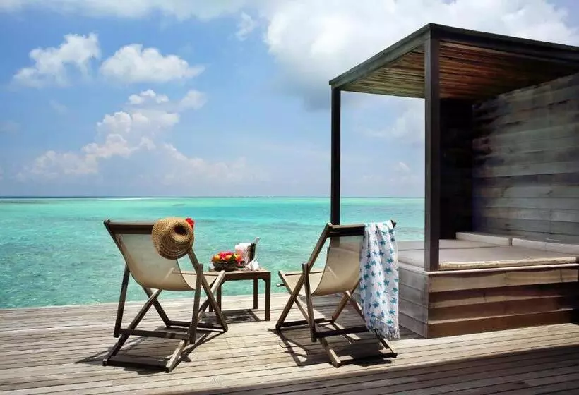ویلای لوکس 1 خوابه, Gangehi Island Resort & Spa