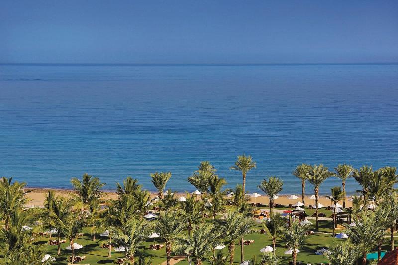 Номер Deluxe Вид на Море, Al Bustan Palace, A Ritzcarlton