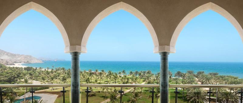 سوئیت پرزیدنت, Al Bustan Palace, A Ritzcarlton