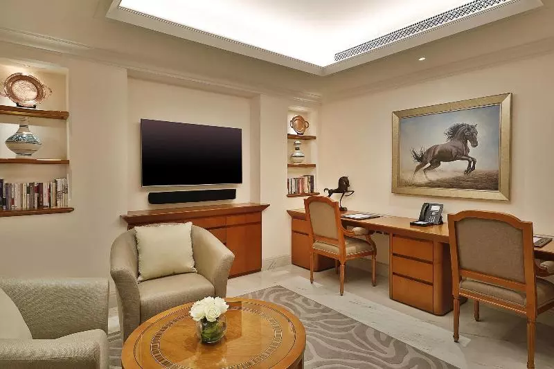 سوئیت پرزیدنت, Al Bustan Palace, A Ritzcarlton