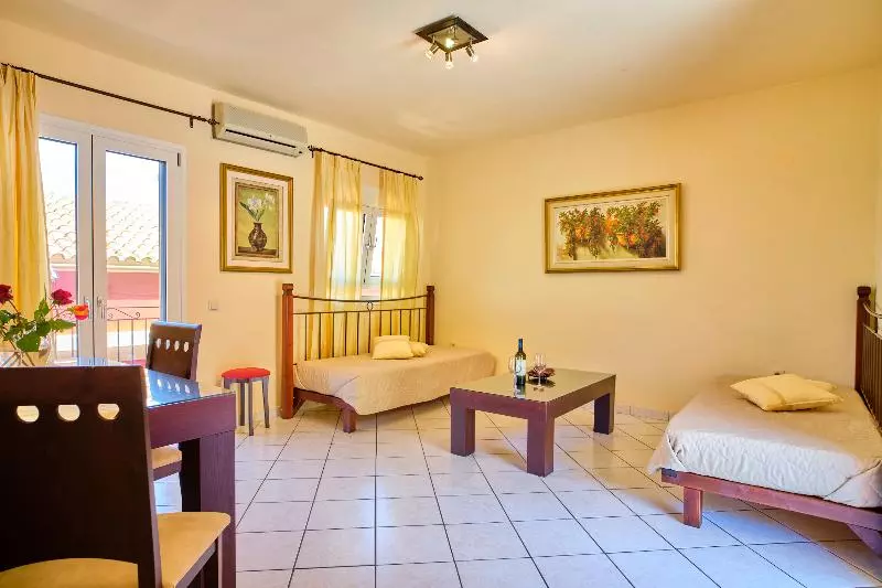 اتاق استاندارد با چشمانداز دریا, Ambassador